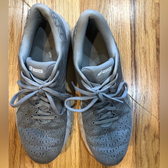 ASICS size 10 grey - Picture 1 of 16